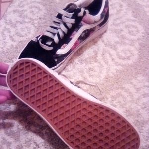 Women's vans size 7.5